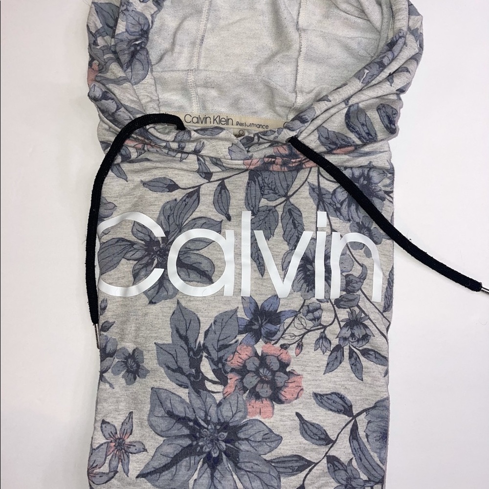 💐Calvin Klein cropped floral sweatshirt💐